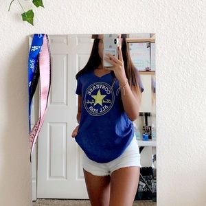 Converse t-shirt💜